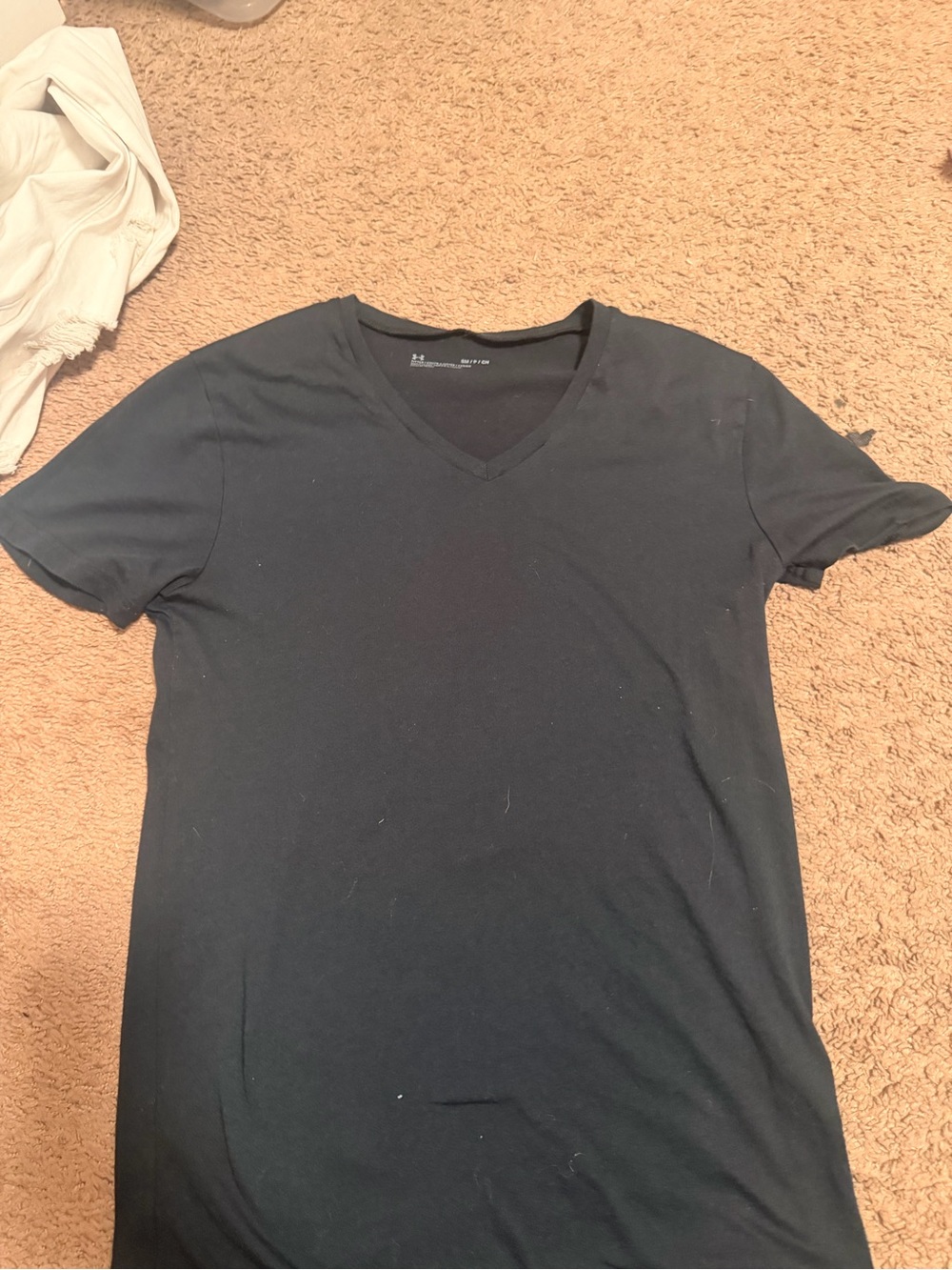 Under Armour Women's Black V-Neck Short Sleeve Tee